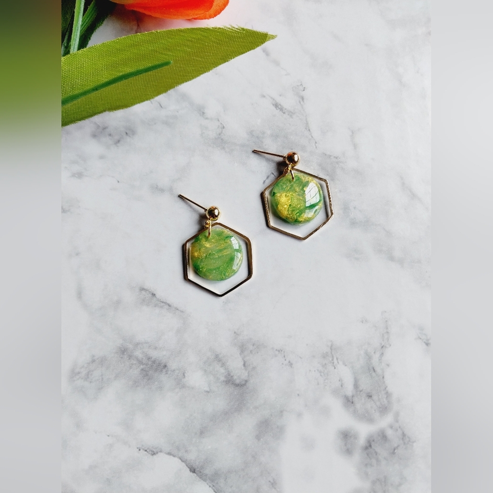 OpalGlaze Clay Emerald Green Hexagonal Earrings - Picture 1 of 3